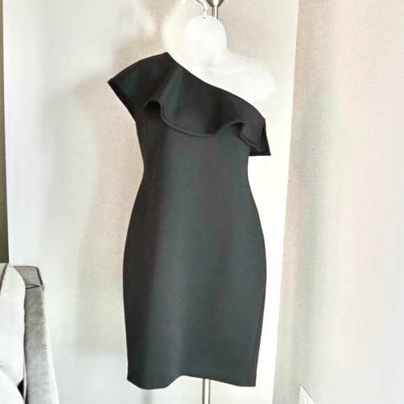 Calvin Klein Dresses & Skirts - 🎉Host Pick🎉 Calvin Klein Cocktail Dress